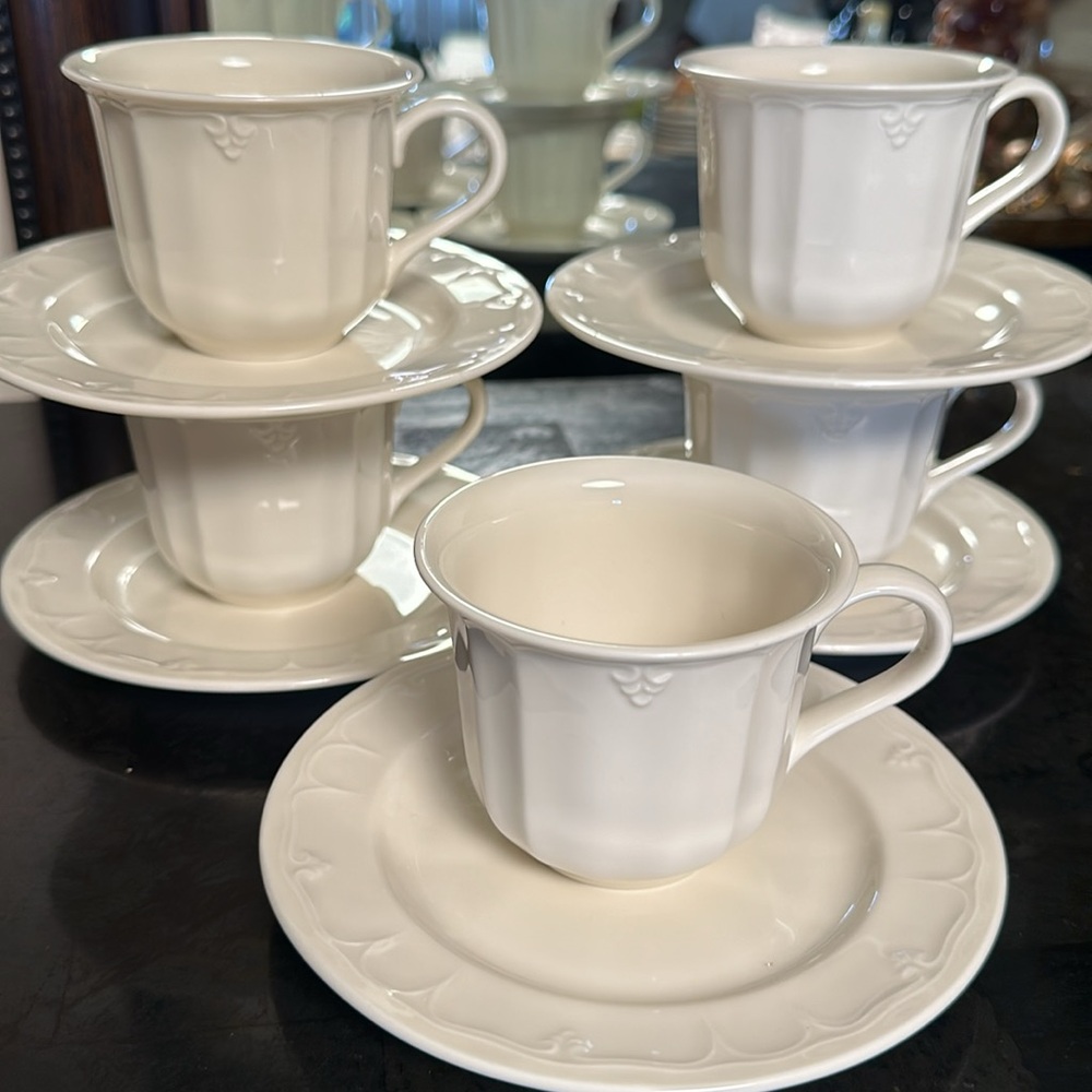 Lenox Casual Elegance Cream Teacup and Saucer Set